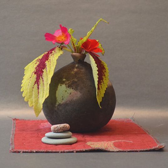 Planter, Julie Harbers / Julie Harbers Ceramics